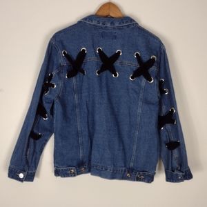 Love Tree Medium Jean Jacket Shoe Lace